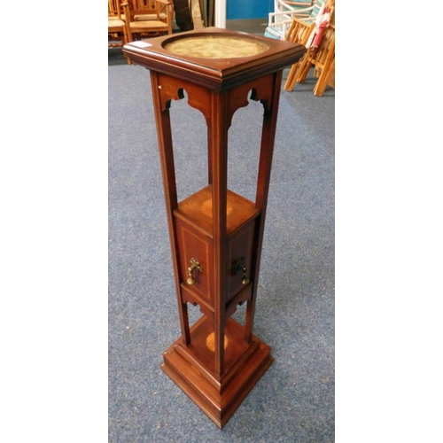 135 - EARLY 20TH CENTURY MAHOGANY DISPLAY PEDESTAL WITH DECORATIVE INLAY & PANEL DOOR, HEIGHT 112CM