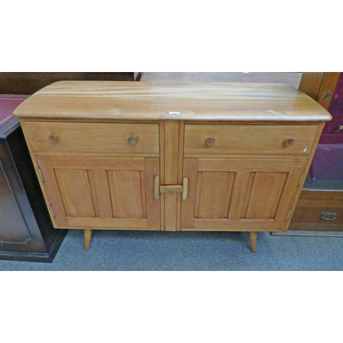 183 - ERCOL STYLE BLONDE BEECH SIDEBOARD OF 2 DRAWERS OVER 2 PANEL DOORS ON TAPERED SUPPORTS, LENGTH 123CM... 