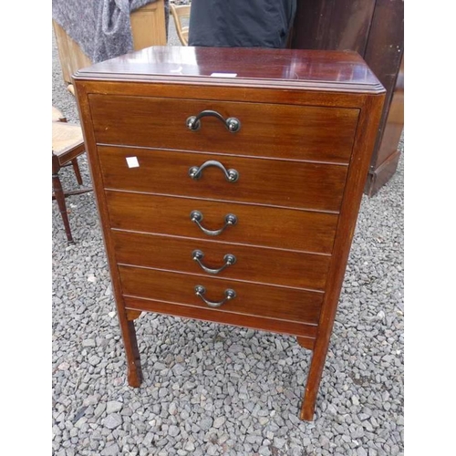 197 - MAHOGANY 5 DRAWER MUSIC CHEST ON SQUARE SUPPORTS. WIDTH 50 CM X HEIGHT 82 CM