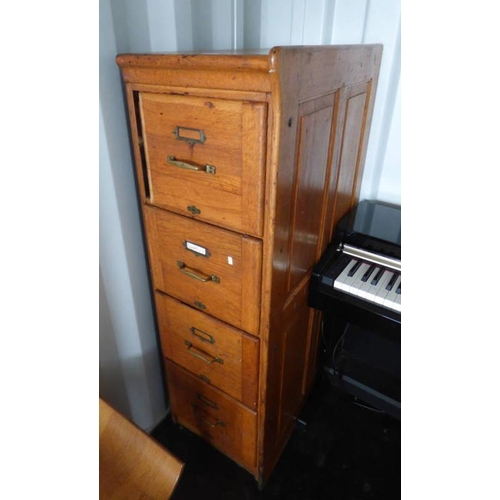 206 - EARLY 20TH CENTURY OAK 4 DRAWER FILING CHEST, LENGTH 134CM