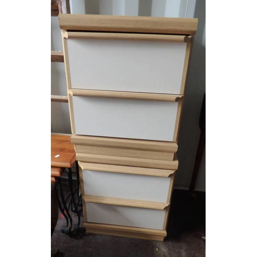 214 - 2 BEDSIDE CABINETS WITH 2 DRAWERS