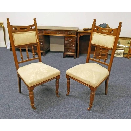 235 - PAIR OF 19TH CENTURY WALNUT DINING CHAIRS ON TURNED SUPPORTS