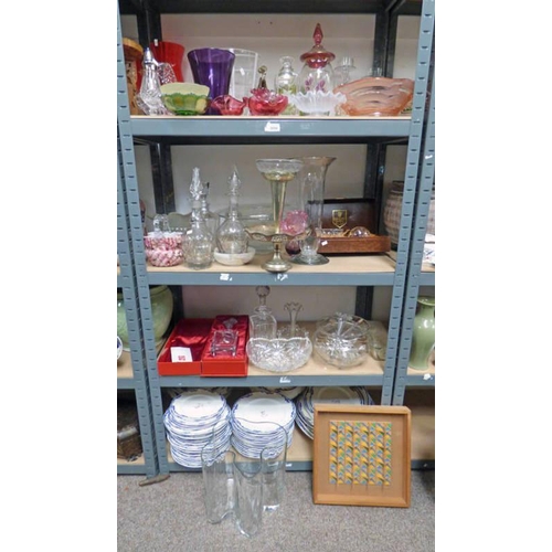 3056 - GOOD SELECTION ART GLASS, CRANBERRY GLASS, CUT GLASS DECANTERS, CASED DECANTERS, EDINBURGH CRYSTAL C... 