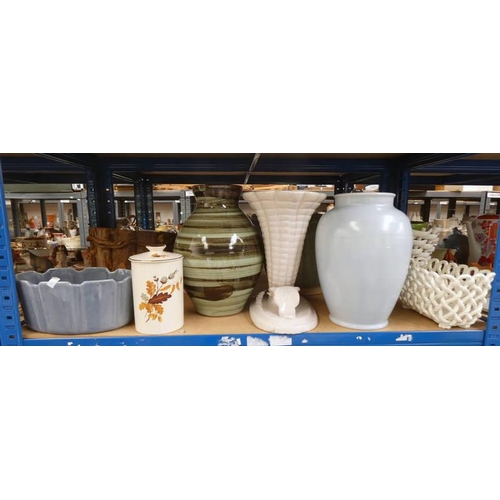 3161A - SELECTION OF PORCELAIN PLANT POTS, VASES & OTHERS OVER 1 SHELF