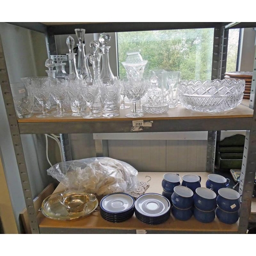 3182 - SELECTION OF VARIOUS CRYSTAL & GLASS INCLUDING DECANTERS, VASES, BOWLS ETC AND OTHERS OVER TWO SHELV... 