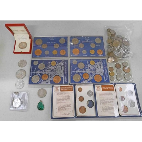 2467 - SELECTION OF VARIOUS UK & FOREIGN COINAGE TO INCLUDE 1953 MEXICO PESOS COUNTERMARKED 'ANGUILLA LIBER... 