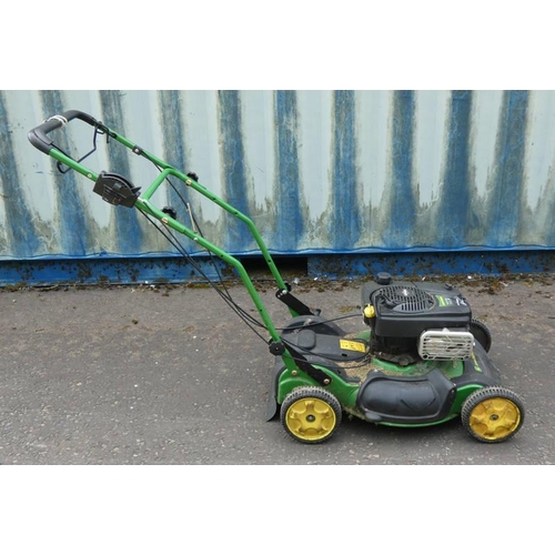 6048 - JOHN DEERE 850 E LAWNMOWER