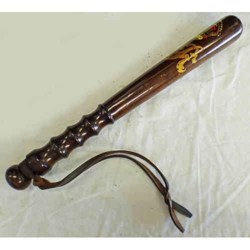 1709 - POLICE TRUNCHEON MARKED WITH A CROWNED GR TO BODY WITH LEATHER STRAP