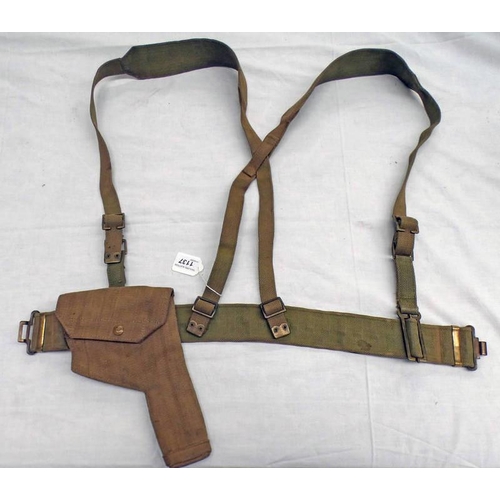 1137 - WW2 BRITISH MILITARY CANVAS WEBBING BELT & PISTOL HOLSTER