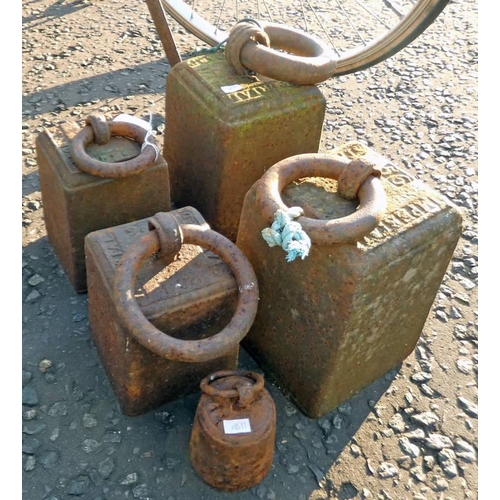 6062 - GOOD SELECTION OF WEIGHTS IN VARIOUS SIZES