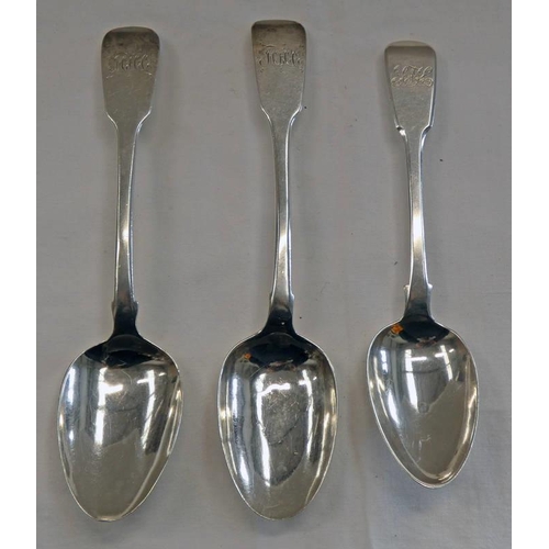 126 - 3 SILVER FIDDLE PATTERN DESSERT SPOONS, 2 POSSIBLE IRISH - 125G TOTAL