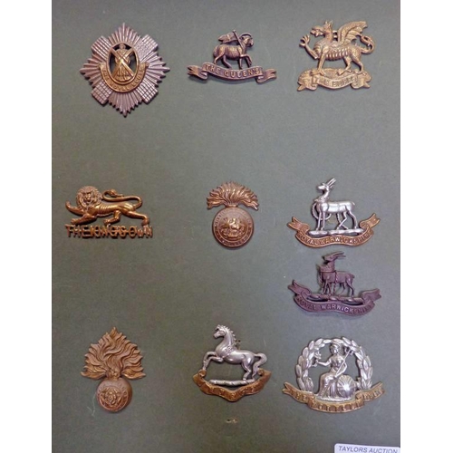 1475 - 10 CAP BADGES TO INCLUDE THE NORFOLK REGT, ROYAL WARWICKSHIRE, THE KINGS OWN, THE BUFFS ETC  -10-