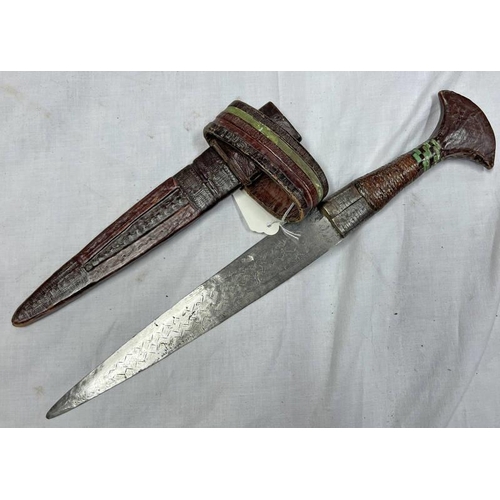 1528 - SUDANESE  KNIFE / DAGGER WITH 27CM LONG LEAF SHAPED DOUBLE EDGE BLADE, LEATHER COVERED GRIP WITH LEA... 