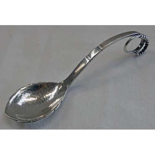 299 - GEORG JENSEN DECORATIVE SPOON WITH SCROLL HANDLE, NO. 41 LONDON 1951 - 13.5CM LONG