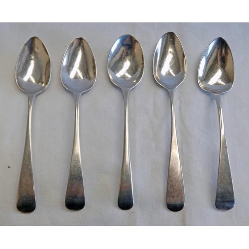 301 - 5 GEORGIAN SILVER TEASPOONS, VARIOUS DATES - 75 G