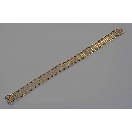 321 - 18K GOLD GREEK KEY PATTERN BRACELET - 11.2G, 18CM LONG