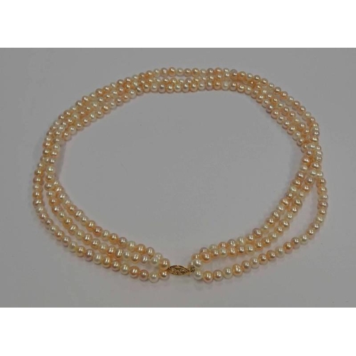 392 - TRIPLE STRAND 3-TONE CULTURED PEARL NECKLACE - 23 CM