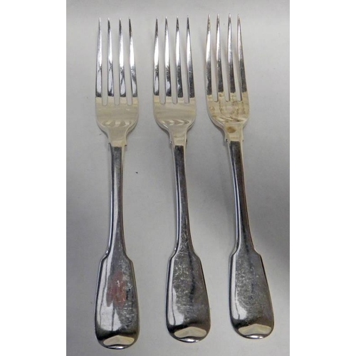 413 - SET OF 3 GEORGE IV TABLE FORKS, LONDON 1829 - 240G