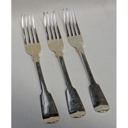 417 - SET OF 3 GEORGE IV SILVER TABLE FORKS, LONDON 1826/27 - 200G