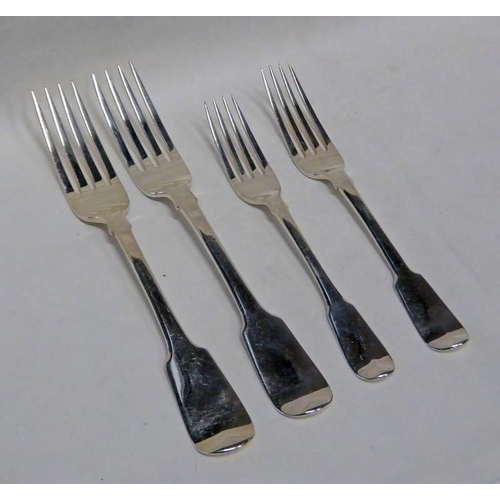 429 - PAIR OF GEORGE IV SILVER TABLE FORKS, LONDON 1828 & 2 OTHER SILVER FORKS - 225G TOTAL