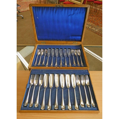 448 - OAK CASED SET OF VICTORIAN SILVER FISH KNIVES & FORKS BY ATKIN BROTHERS, SHEFFIELD 1896 - 1495G WEIG... 