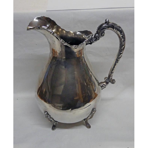 601 - CONTINENTAL WHITE METAL WATER JUG WITH SCROLL HANDLE, MARKED 0900 - 24 CM TALL, 725 G