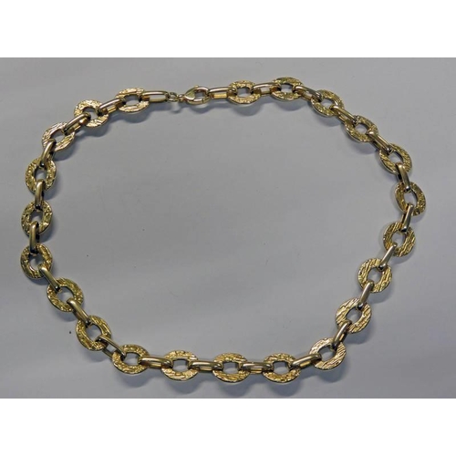 633 - 18CT GOLD FANCY LINK CHAIN NECKLACE - 20.7 G