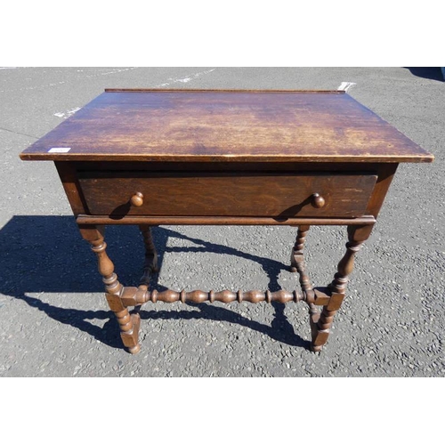 113 - 19TH CENTURY OAK SIDE TABLE WITH SINGLE DRAWER ON TURNED SUPPORTS, LENGTH 84CM