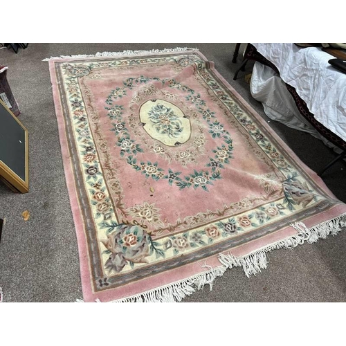 1451 - PINK FLORAL DECORATED RUG 270 CM X 180 CM