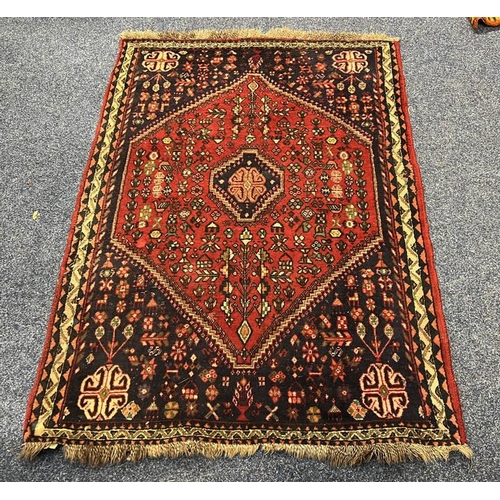 1565 - RED MIDDLE EASTERN CARPET 160 X 117CM