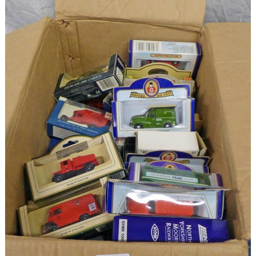 2122 - QUANTITY OF VARIOUS LLEDO MODEL VEHICLES  INCLUDING BUSES, CARS AND VANS. ALL BOXED