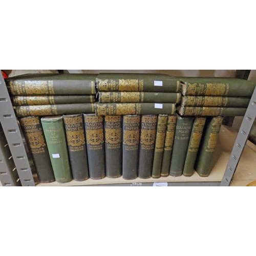 3066 - VARIOUS VOLUMES OF CHARLES DICKENS, THE WAVERLY NOVELS, ETC ON 1 SHELF