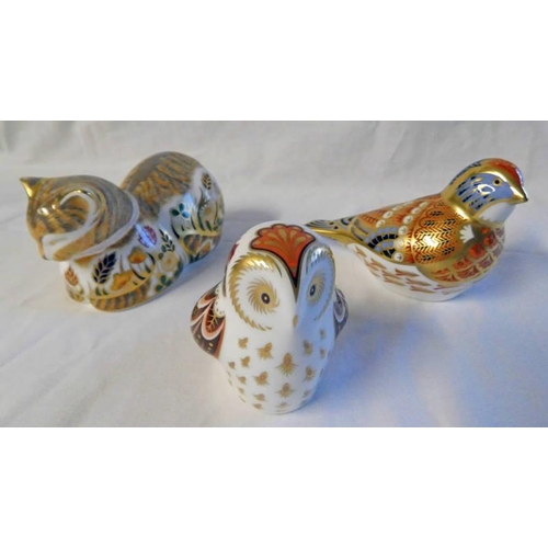 3068 - ROYAL CROWN DERBY, COTTAGE GARDEN CAT, OWLET & LINNET ALL WITH STOPPER