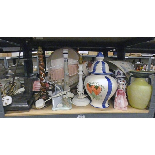 3139 - ART GLASS YELLOW & BLUE VASE, VARIOUS NAO AND OTHER TABLE LAMPS, LIDDED VASES, MANTLE CLOCK ETC ONE ... 