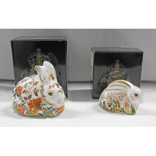 3161 - 2 ROYAL CROWN DERBY IMARI PAPERWEIGHTS, BABY ROWSLEY RABBIT WITH GOLD STOPPER, CERTIFICATE AND BOX A... 