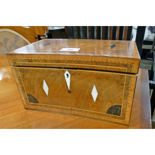 98 - LATE 19TH CENTURY MAHOGANY TEA CADDY WITH DECORATIVE MARQUETRY INLAY, 26CM LONG