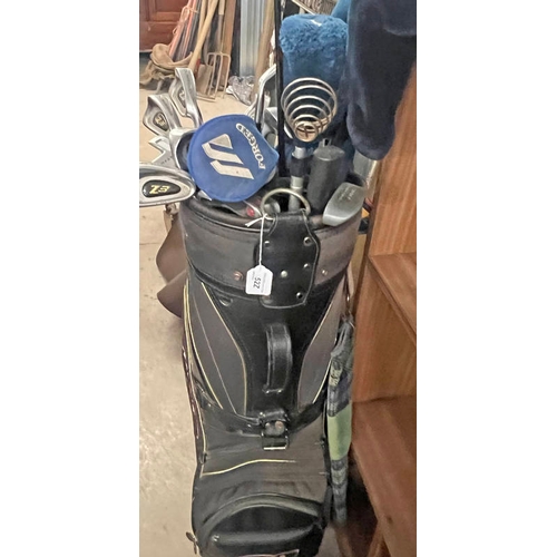 52Z - GOLF BAG WITH VARIOUS CLUBS
