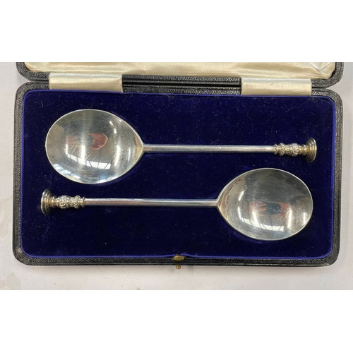 108 - CASED PAIR OF SILVER SEAL END SERVING SPOONS BY GARRARD & CO. LONDON 1913 - 150G