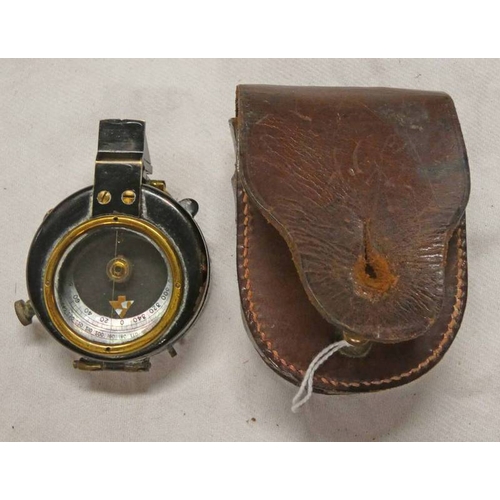 1211 - VERNIERS TYPE PRISMATIC MARCHING POCKET COMPASS WITH LEATHER CASE