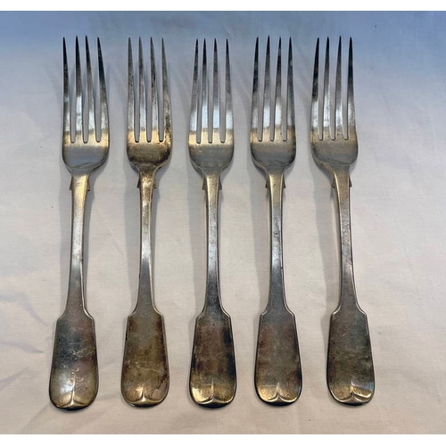 468 - SET OF SCOTTISH SILVER FIDDLE PATTERN TABLE FORKS BY DONALD FRASER OF INVERNESS, EDINBURGH 1829 - 31... 