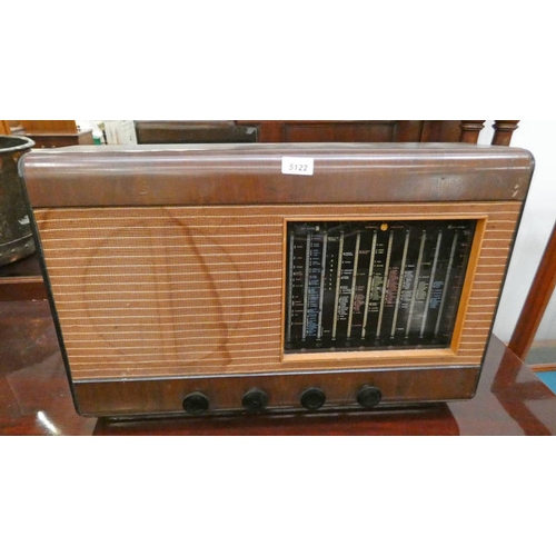 5122 - PYE MAHOGANY CASED RADIO RECEIVER