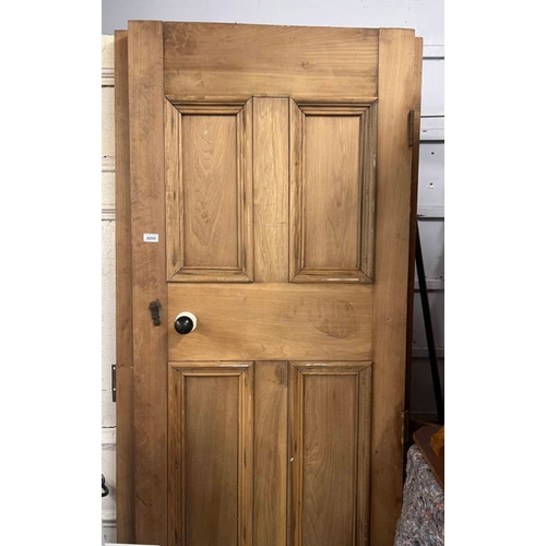 6059 - PAIR OF OAK DOORS