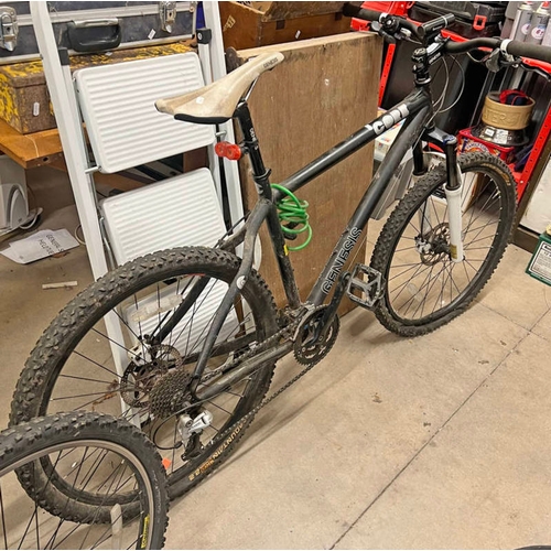 6081 - CORE GENESIS MOUNTAIN BIKE