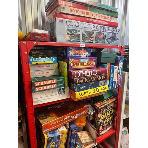 6110 - GOOD SELECTION OF BOXED BOARD GAMES TO INCLUDE SCRABBLE, BATTLESHIP, BACKGAMMON, BALDERDASH, ETC OVE... 