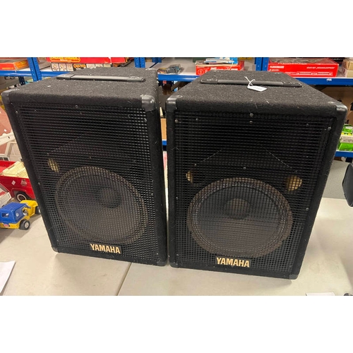 6114 - PAIR OF YAMAHA S12E STEREO SPEAKERS