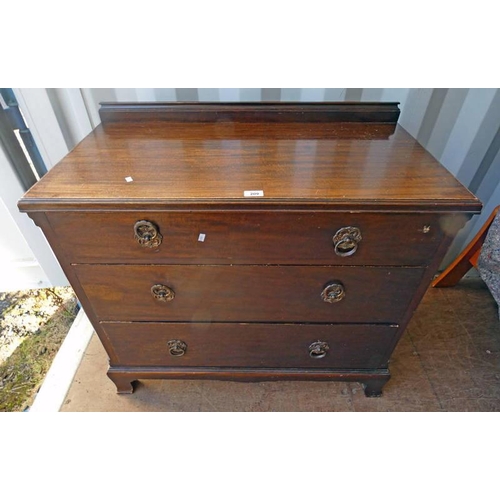 209 - MAHOGANY CHEST OF 3 GRADUATED DRAWERS 87 CM TALL X 92 CM WIDE