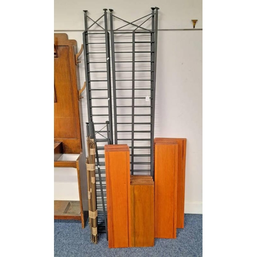 3 - TEAK LADDERAX SHELF UNIT