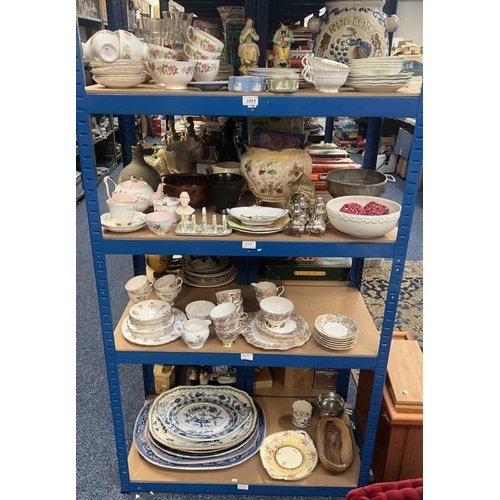 3425 - SELECTION OF VARIOUS ITEMS INCLUDING TEASETS, PORCELAIN FIGURES, ASHETS & OTHERS OVER 4 SHELVES