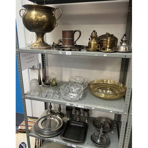 3426 - SELECTION OF VARIOUS BRASS, PEWTER & CRYSTAL INCLUDING CANDLESTICKS, VASES, TANKARDS & OTHER OVER 3 ... 