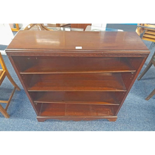 37 - MAHOGANY OPEN BOOKCASE WITH ADJUSTABLE SHELVES, 100CM TALL X 91CM WIDE